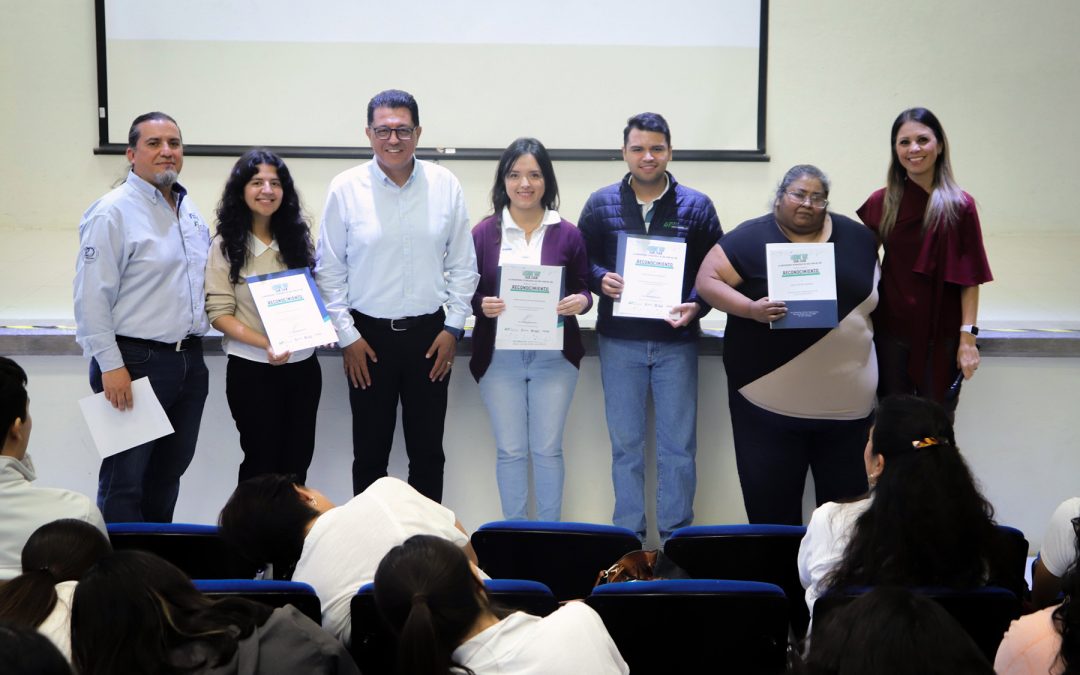 UT San Juan reconoce labor de docentes de su Centro de Idiomas