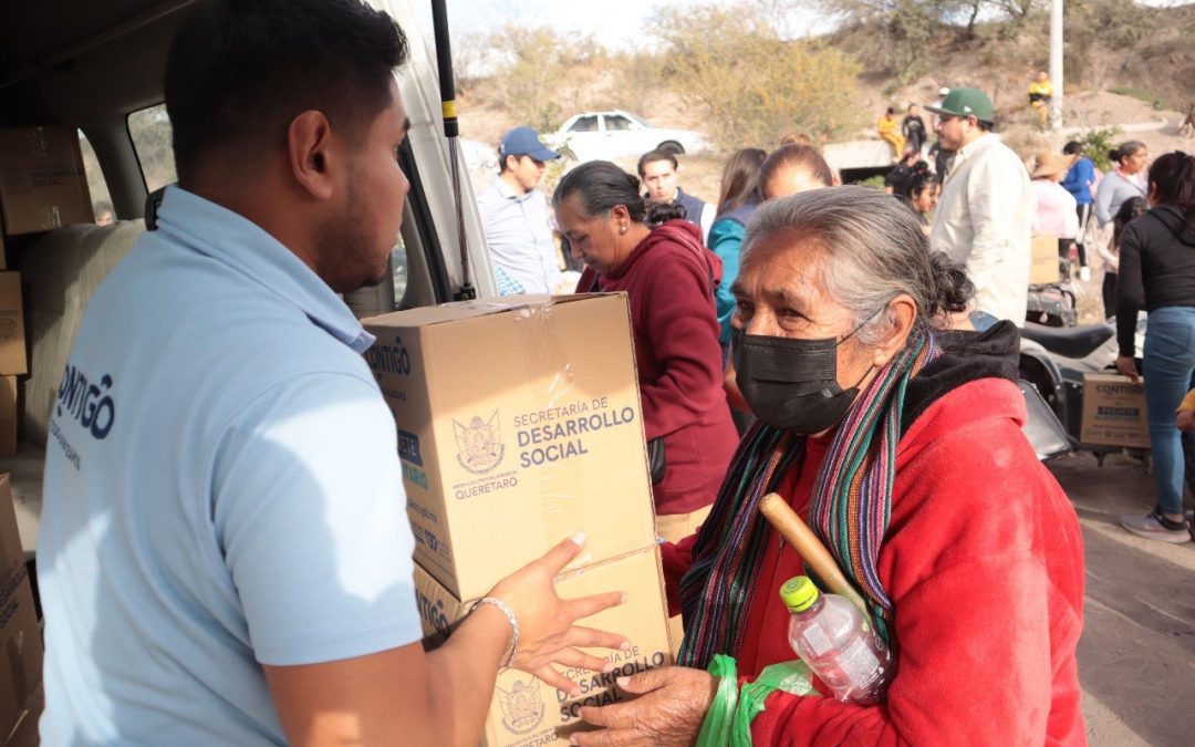 Arranca SEDESOQ entrega de paquetes alimentarios