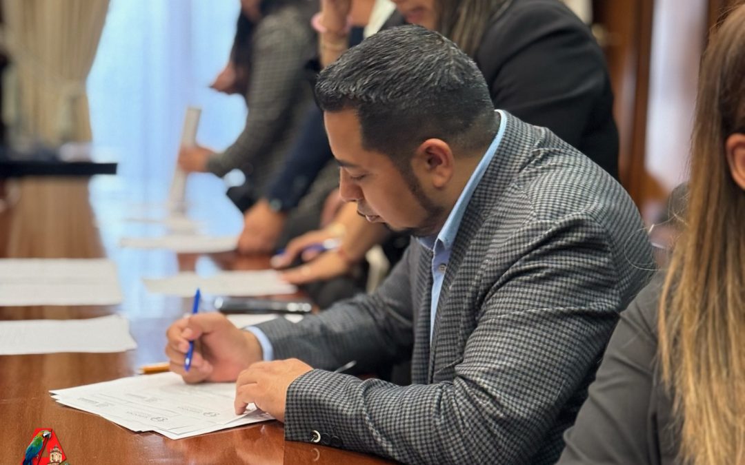 Participa el Presidente Municipal de Arroyo Seco, Lic. Fernando Sánchez Gil en la 1ª Sesión Extraordinaria 2025 del Sistema Estatal de Protección de Niñas, Niños y Adolescentes (SIPINNA)