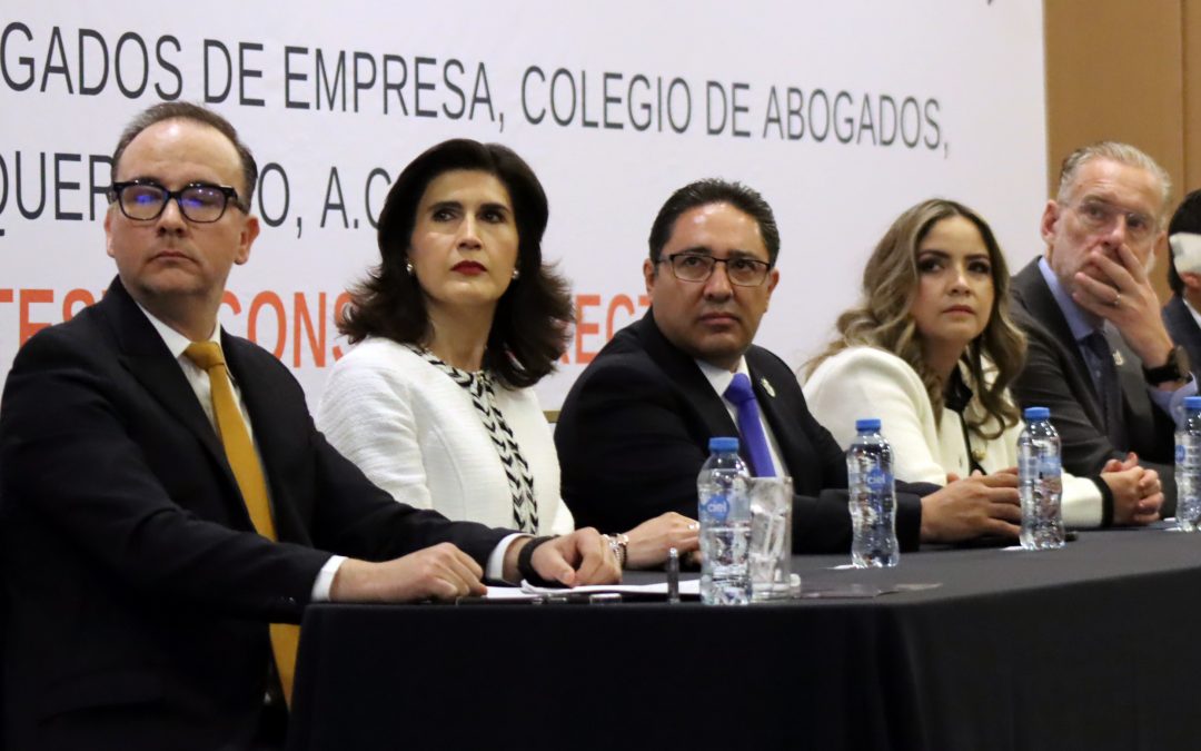 Exhorta Contralor a los abogados a fortalecer la integridad empresarial