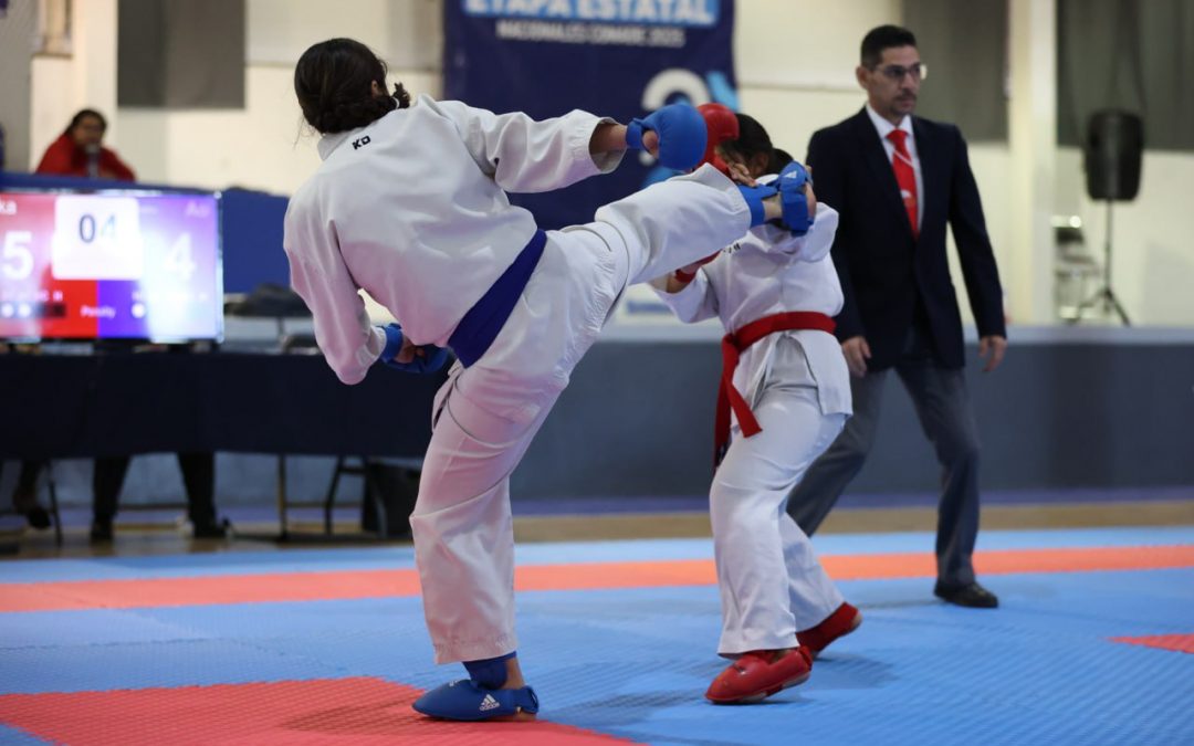 Buscan karatecas queretanos clasificar a Nacionales CONADE 2025