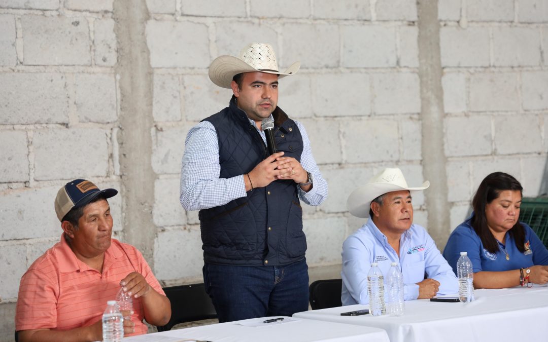 Apoya Alcalde Gaspar Trueba al Sector Ganadero Colonense