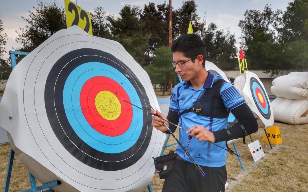 Javier Rojas, arquero queretano, se consolida como seleccionado nacional