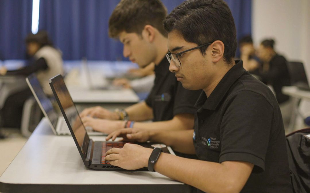 Presenta la UPSRJ la Ingeniería en Tecnologías de la Información e Innovación Digital para oportunidades globales