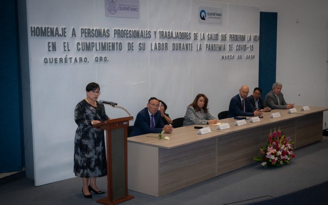 Realizan homenaje a las Profesionales y Trabajadoras de la Salud que fallecieron por COVID-19