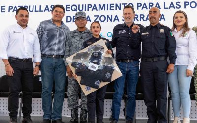 Entrega Mauricio Kuri patrullas y equipamiento a policías de la Sierra Gorda