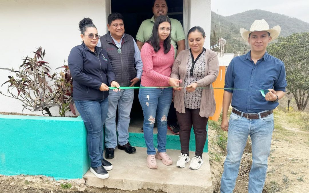 Gobierno de Jalpan, encabeza reapertura de Tienda DICONSA en Agua Fría después de 14 años
