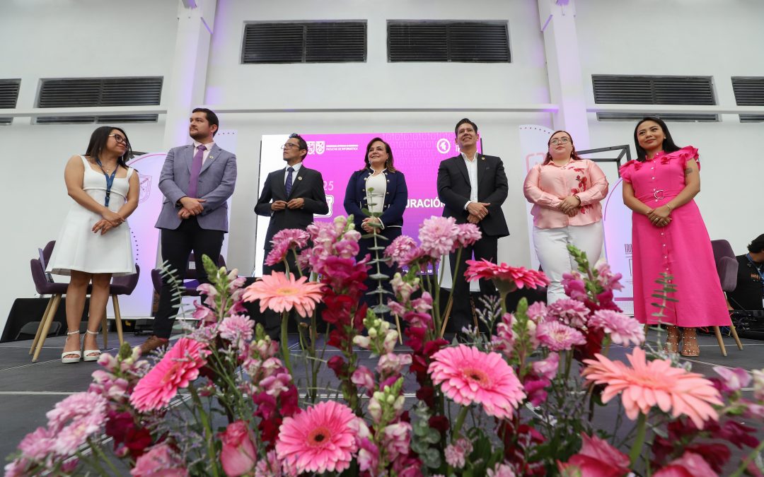 Celebra  UAQ séptima edición de Women IT