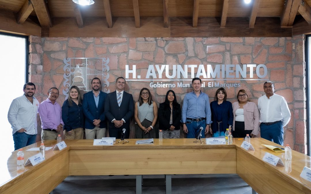 Rodrigo Monsalvo fortalece el acceso a la educación media superior en El Marqués