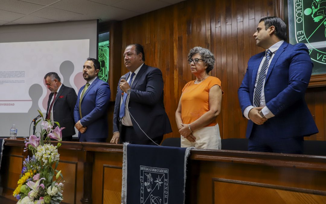 Desarrolla Derecho UAQ la Cátedra Leonardo Morlino 2025