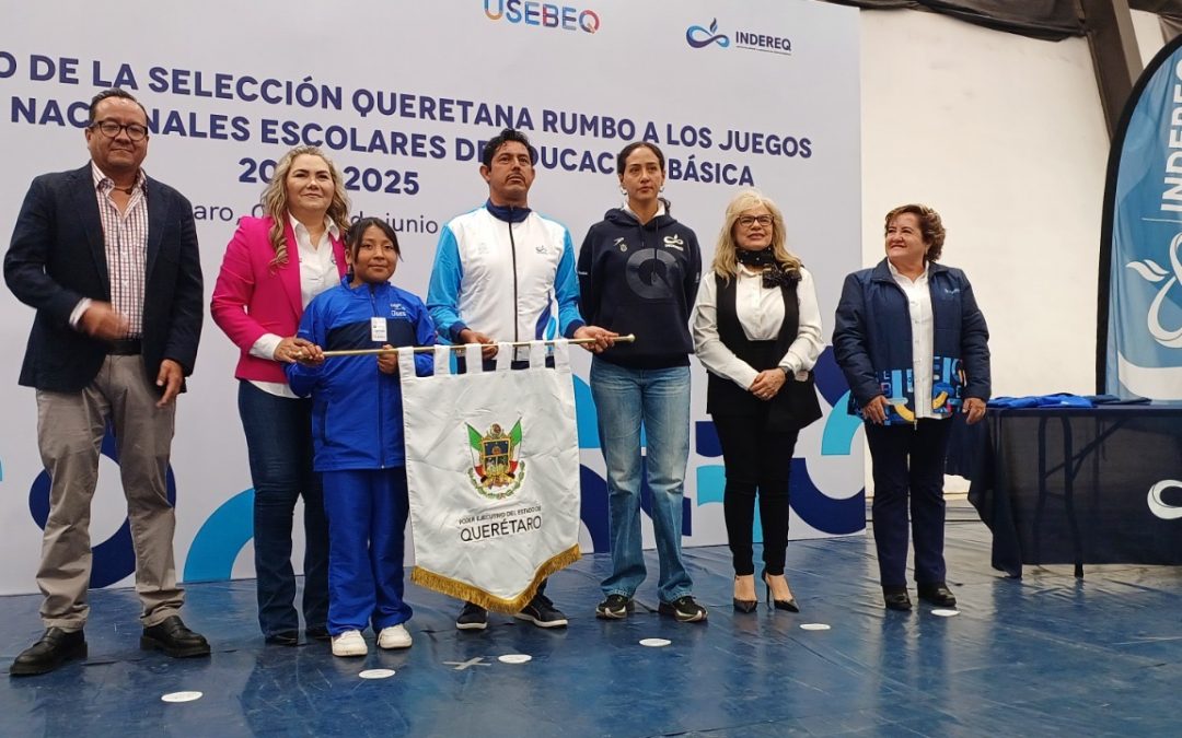 Abanderan INDEREQ y USEBEQ a deportistas de nivel primaria y secundaria