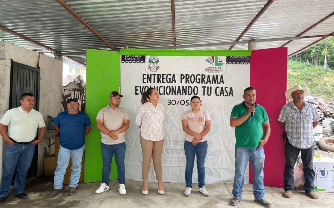 Regidores de Landa de Matamoros llevan el programa “Evolucionando tu casa” a la comunidad de El Pemoche