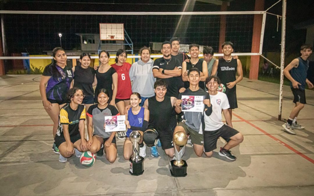 Lobas y Lobos triunfan en el torneo regional de voleibol