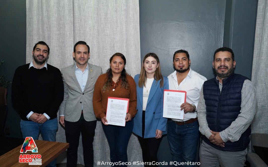 Firma Fernando Sánchez Gil convenio de colaboración con instituto registral y catastral del estado