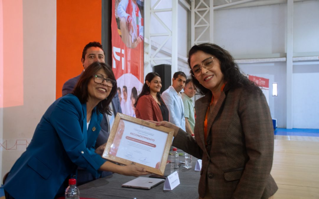 Gradúa UAQ a más de 350 profesionistas de la Facultad de Ingeniería
