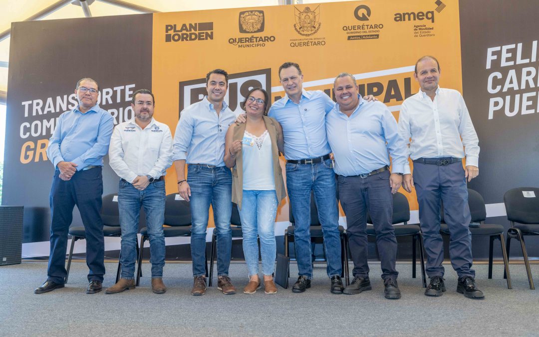 Asiste Gobernador al arranque del Sistema de Transporte Comunitario Gratuito en Felipe Carrillo Puerto