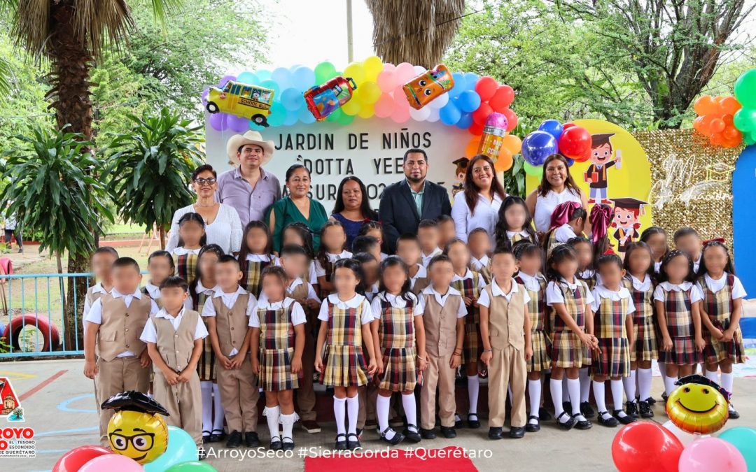 Apadrina Fernando Sánchez Gil a alumnos del jardín de niños “Dotta Yee”