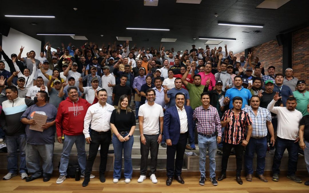 Capacita SEDESOQ a personal de Transporte Escolar