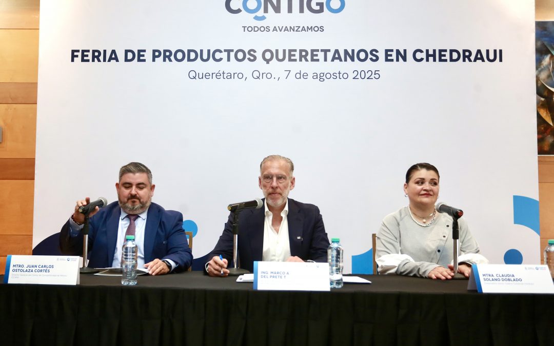 Lanza Marco Del Prete Feria de Productos Queretanos con Chedraui