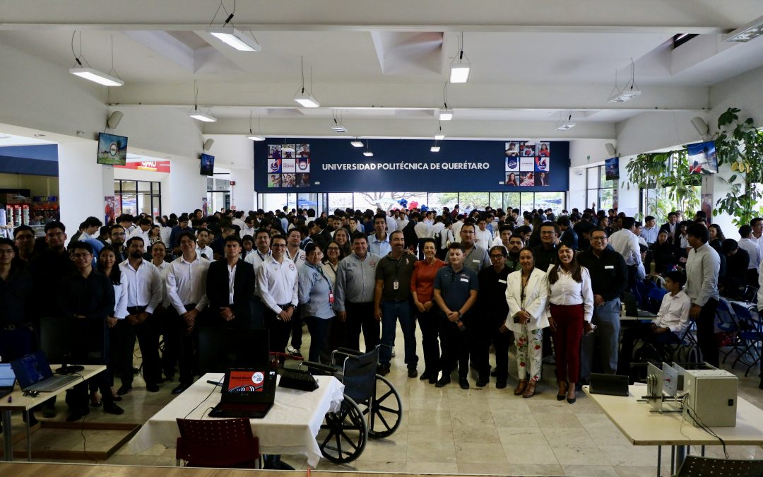 Estudiantes de la UPQ presentan proyectos en la Expomecatrónica MA2025