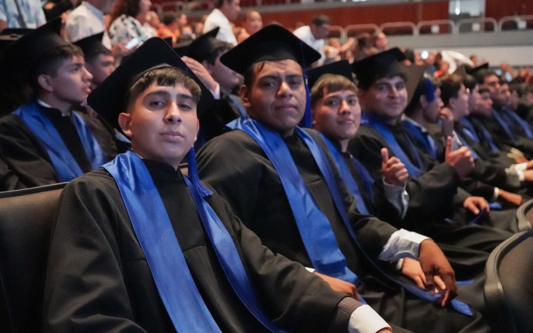 Encabeza Martha Soto graduación de la Generación 2022-2025 del CONALEP Automotriz Querétaro