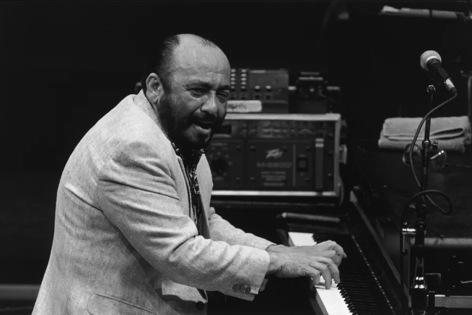 Muere Eddie Palmieri, músico pionero del jazz latino