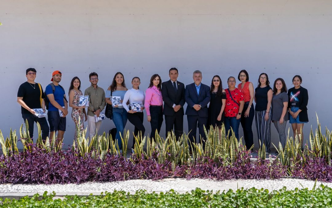 Recibe Facultad de Artes UAQ a estudiantes de Colombia y San Luis Potosí