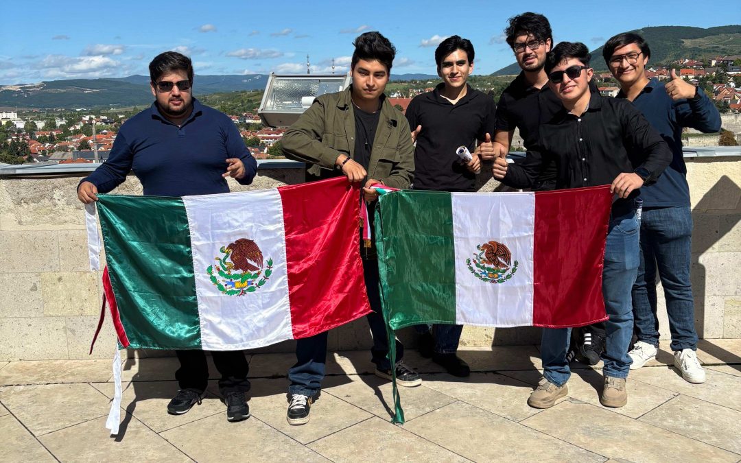 Estudiantes de la UPSRJ cursan un semestre en universidad de Hungría