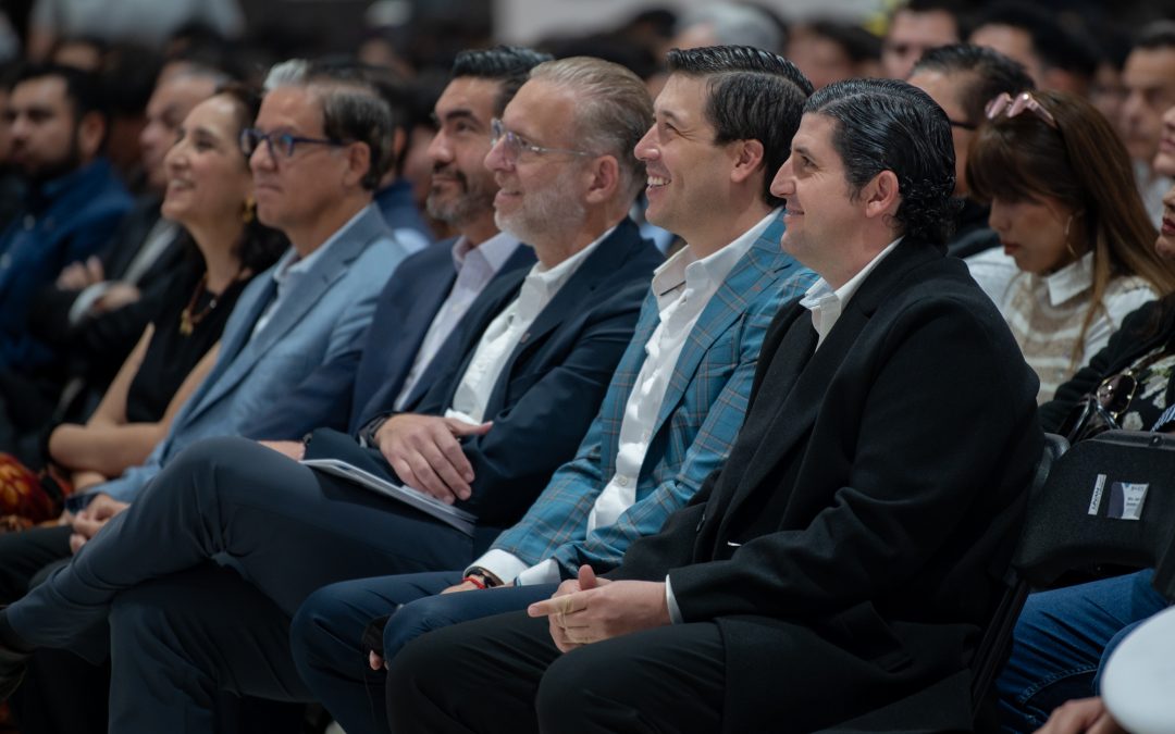 Asiste Rodrigo Monsalvo a la inauguración del Congreso Internacional de Innovación Aeroespacial