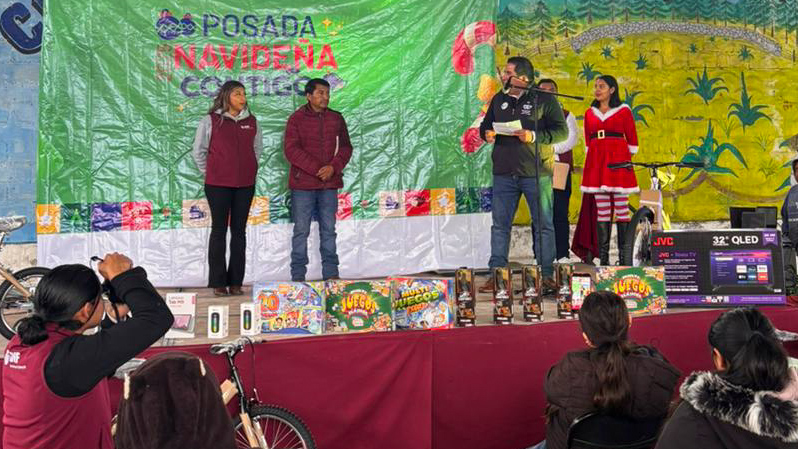 Celebra SEDIF posada navideña en Cadereyta