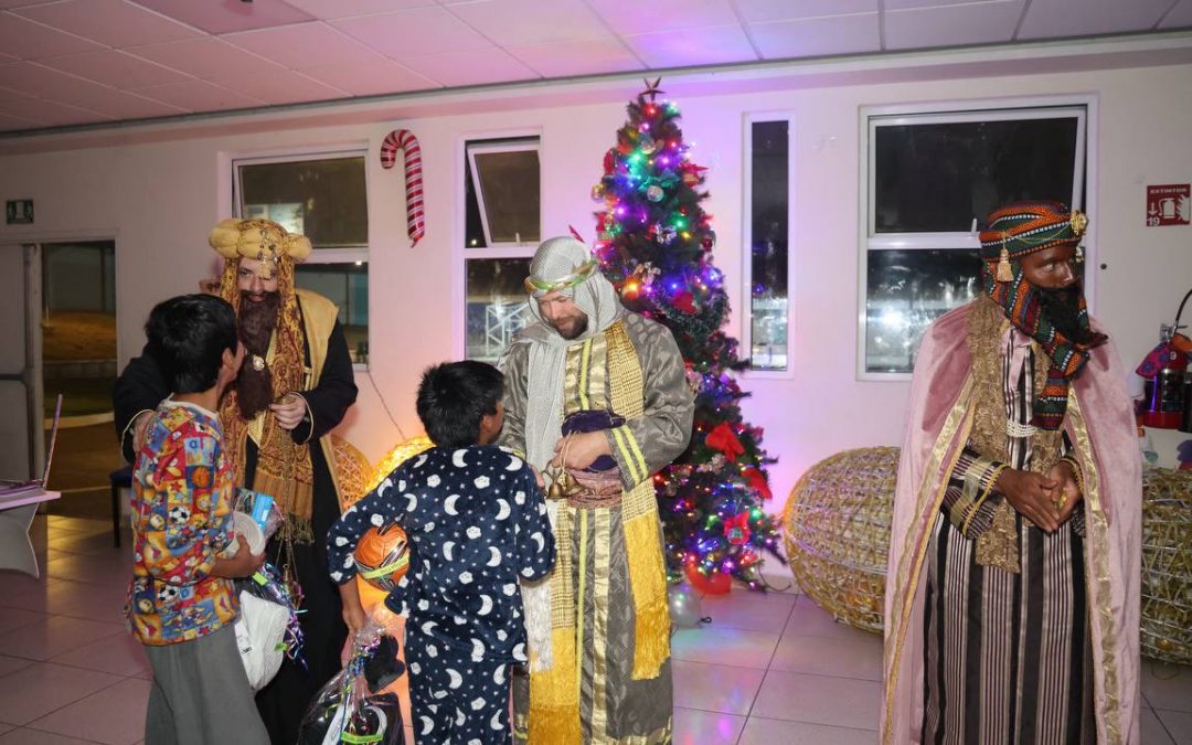 Viven noche mágica las y los niños del CAS del DIF Estatal