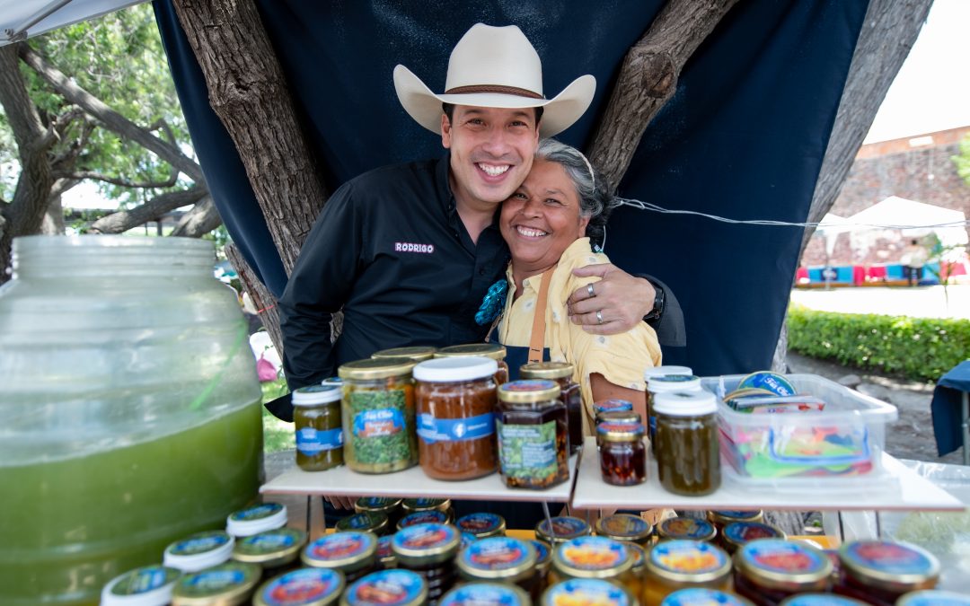 Rodrigo Monsalvo impulsa la economía local con el proyecto “Bazar Turístico” en El Marqués