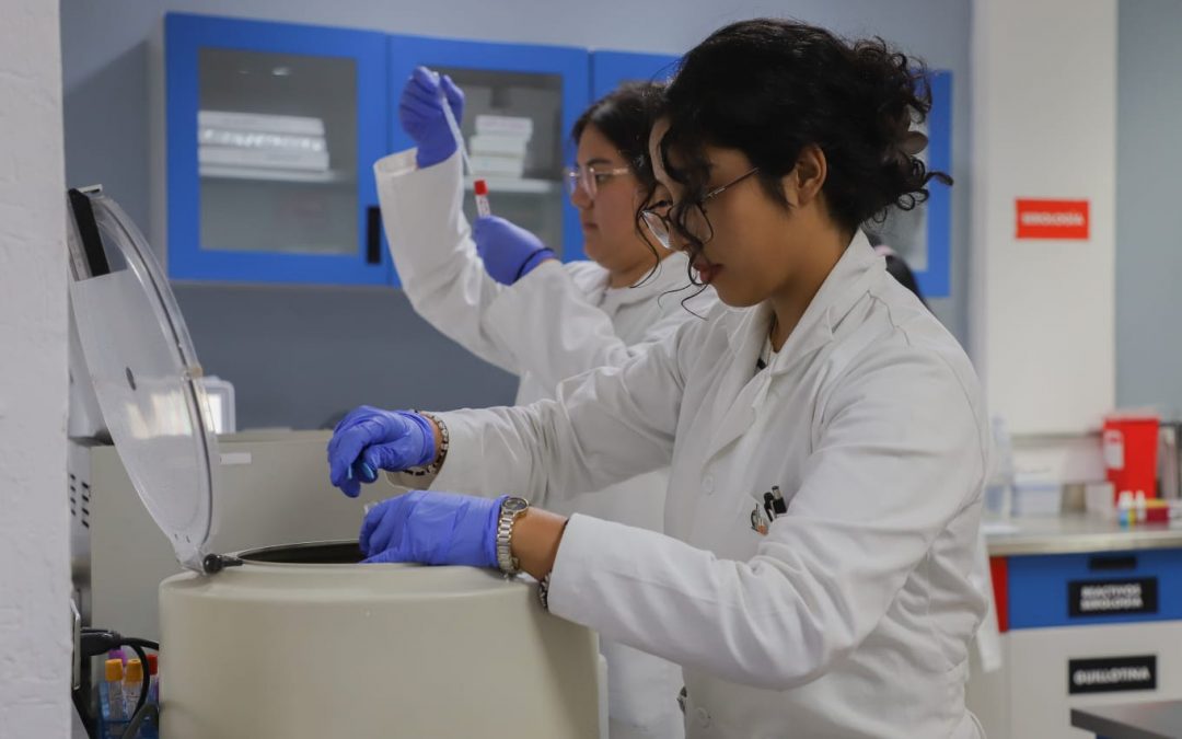 Apuestan UAQ y Universidad de Illinois por desarrollo de proyectos de investigación