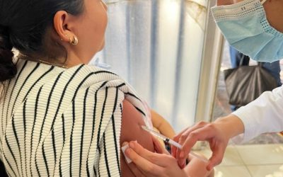 Mantiene SESA estrategia permanente de vacunación contra la influenza