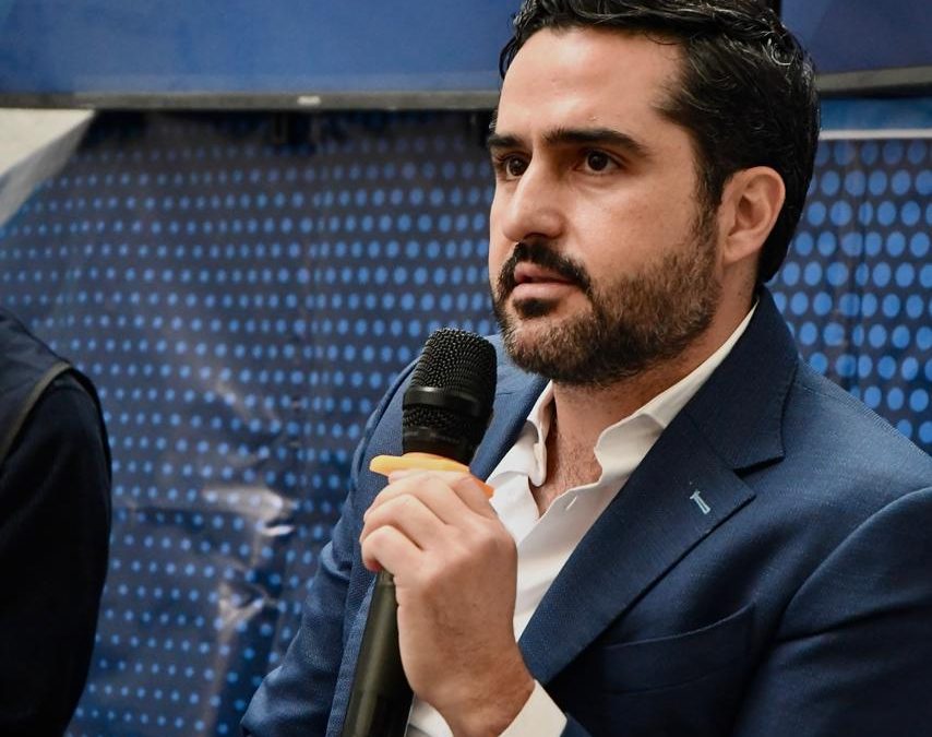 Querétaro es ejemplo de respeto a la Constitución y respalda el federalismo y la defensa de nuestra soberanía: Agustín Dorantes