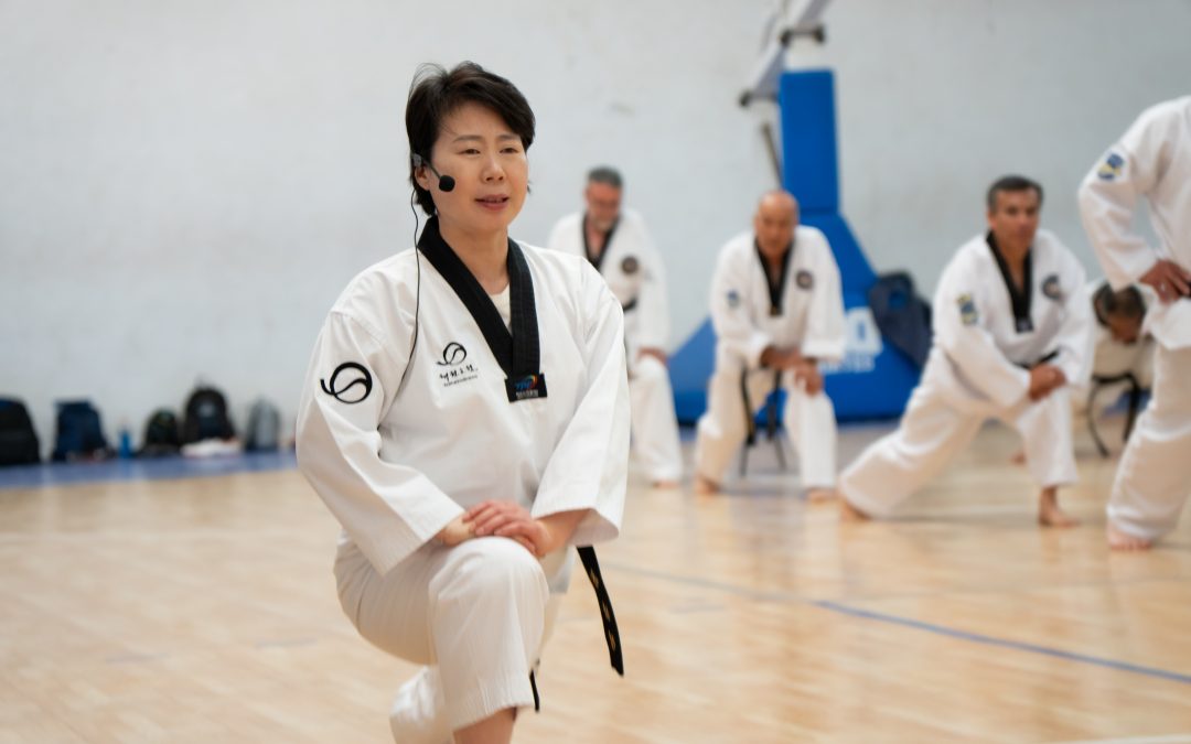 Recibe UAQ Seminario Técnico de Taekwondo 2026 con deportista internacional de alto nivel