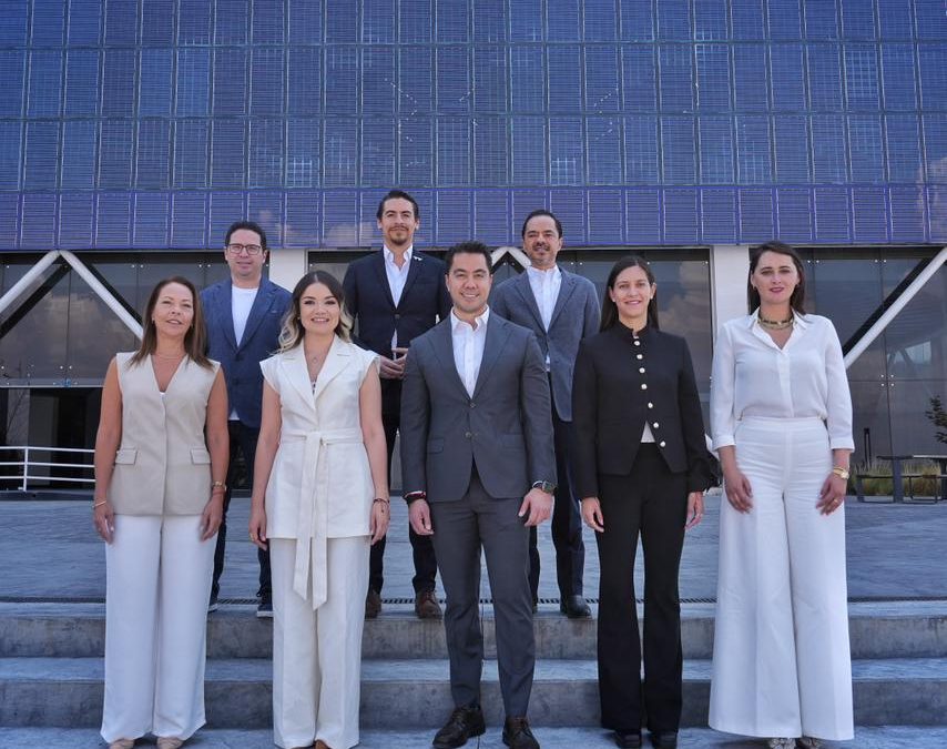 Felifer Macías otorga nombramientos en diversas áreas de  la administración pública municipal