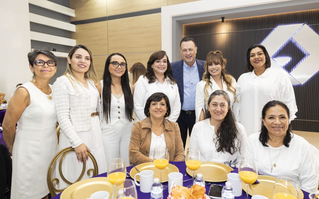 Asiste Rectora UAQ a encuentro de mujeres líderes en la Fecapeq