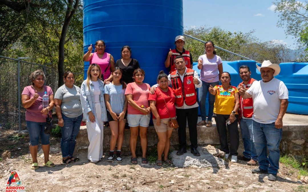 Fortalecen infraestructura de agua en El Salitrillo en beneficio de La Maroma y El Coyote con circulado perimetral