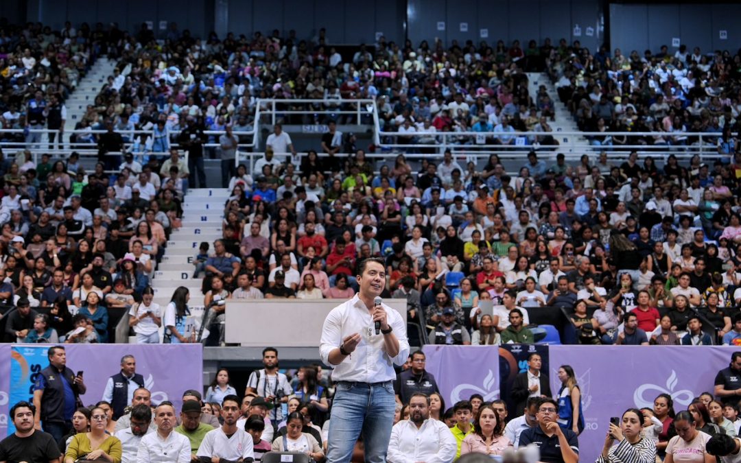 “Si queremos jóvenes preparados, había que apostar por entregar computadoras”: Felifer Macías