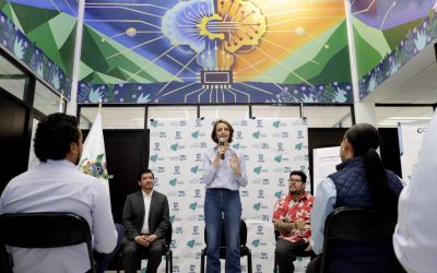 Inaugura López Birlain el mural Convergencia en la UTC