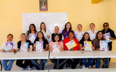 Reconoce Sonia Rocha labor de las y los docentes de San Joaquín