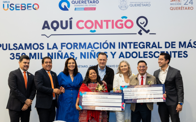 Premia Gobierno de Querétaro el compromiso y liderazgo de docentes y directivos