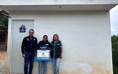 Entregan apoyos del programa “contigo tu vivienda” en Pinal de Amoles.