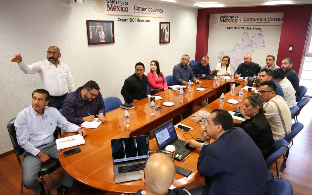 Solicitan intervención de dependencias federales por afectaciones en la obra de la carretera 57