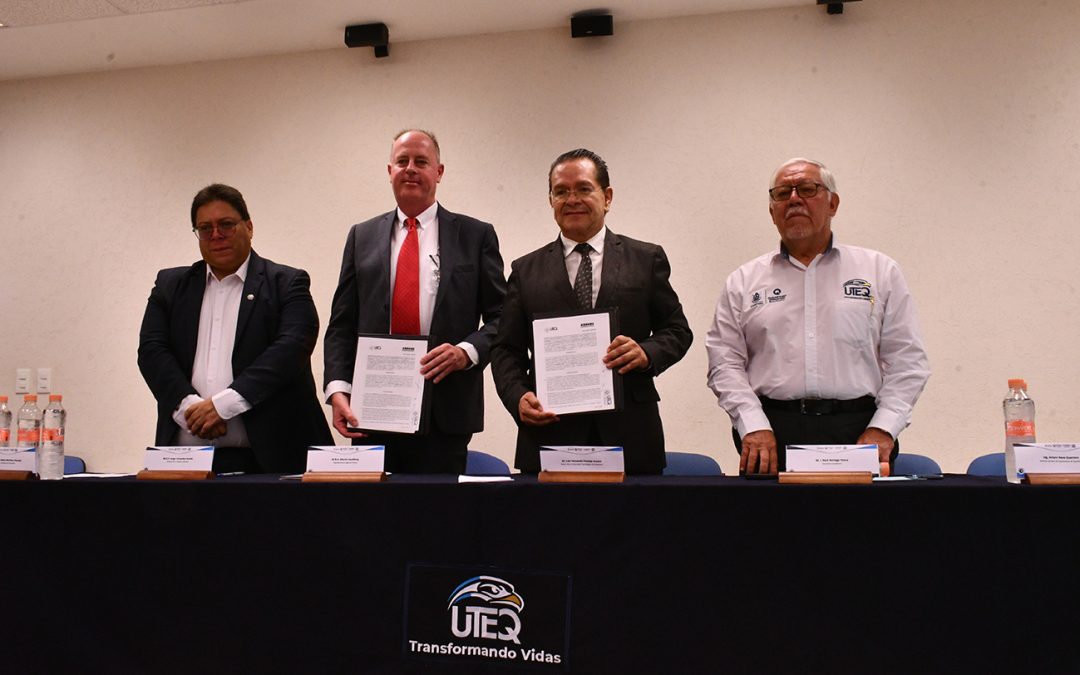 Fortalecen UTEQ y ARBURG alianzas