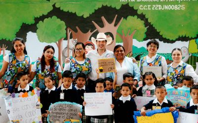 Mejores escuelas para las niñas y niños de El Marqués: Rodrigo Monsalvo entrega obras en comunidades