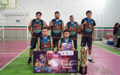Yuni Benítez encabeza la premiación de la liga municipal de basquetbol y reconoce el talento deportivo de Landa de Matamoros
