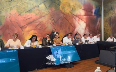 Yuni Benítez participa en reunión de trabajo con el Gobernador para mejorar el servicio de energía eléctrica