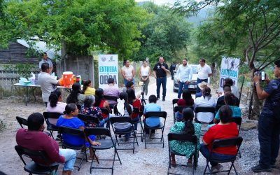Mejoran caminos en Rincón de Tancama con entrega de rampas de concreto hidráulico